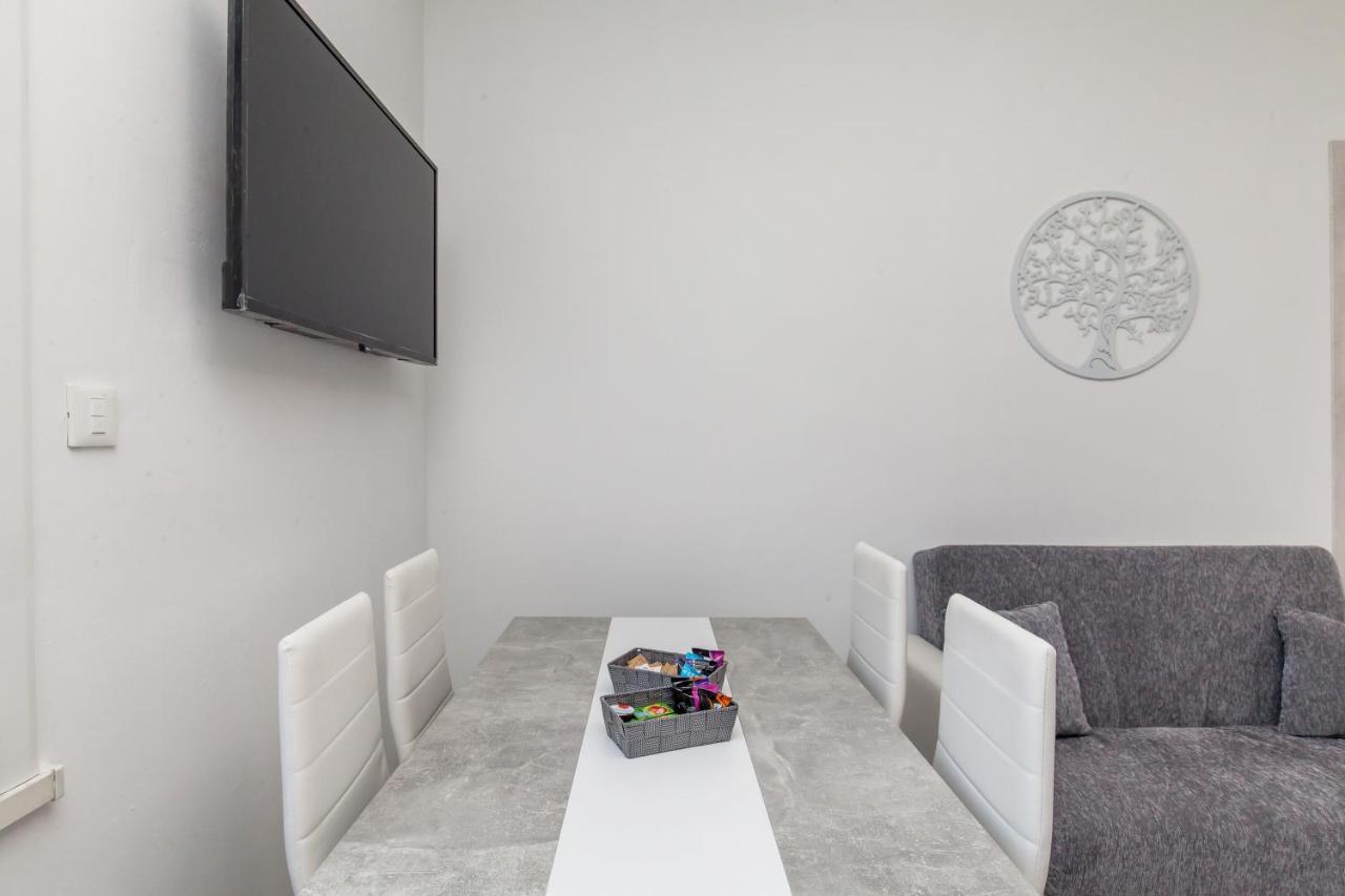 E-Bicocca Apartment Milano Ngoại thất bức ảnh